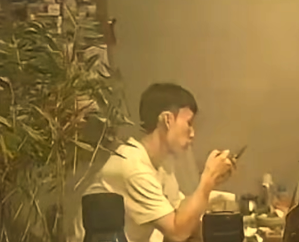 希望该偷拍, 评论区做出